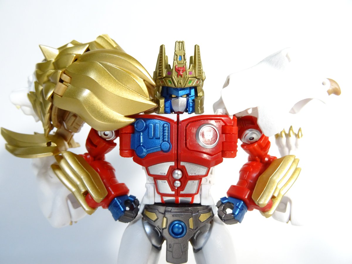 フラゲした40TH SELECTION ライオコンボイを開封して写真撮りまくった