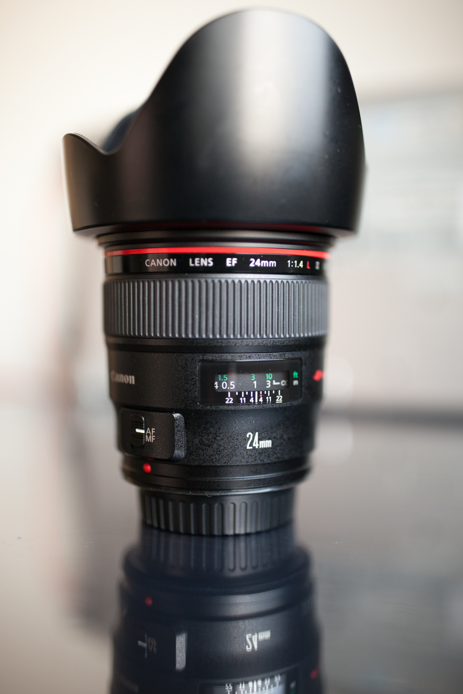 EF24mm F1.4L II USM のレンズフード : Full of LIFE