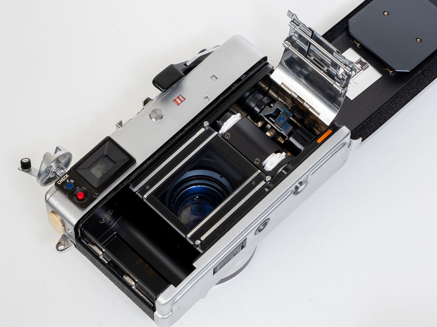 赤城耕一：第32回 デザインがキレイなコンパクトカメラ「キヤノネット