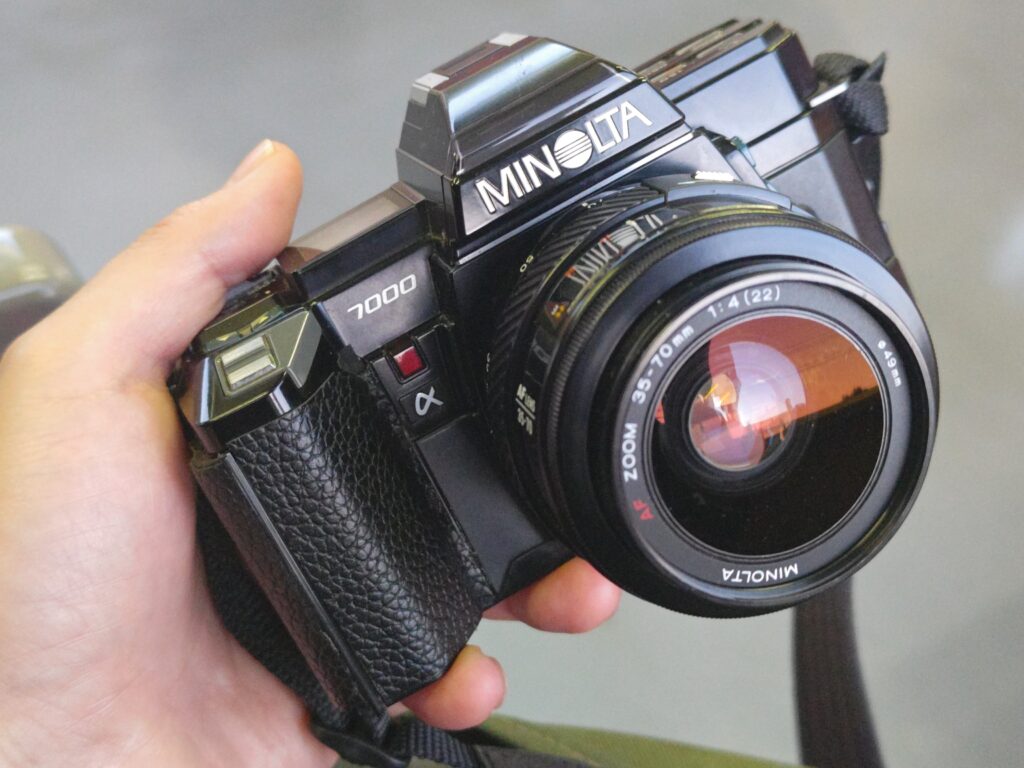 ジャンクカメラで遊ぼう】レンズセットで約2,000円遊べるMINOLTA α