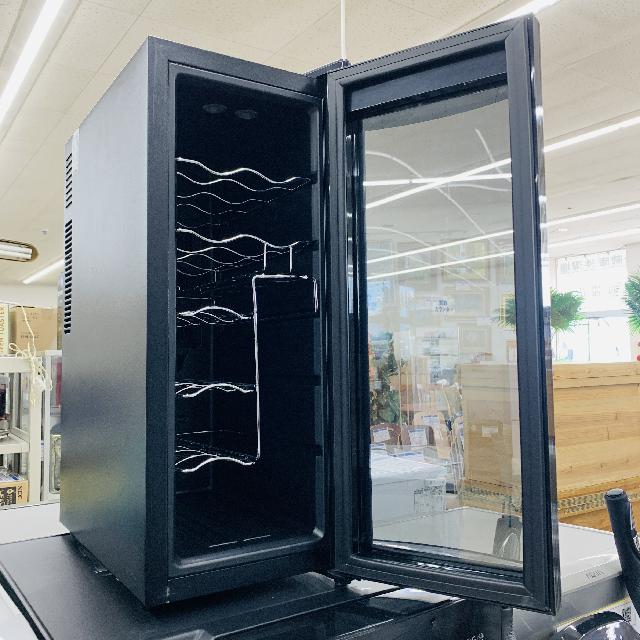 電子ミニワインクーラー WIWCTE12BFGADX WIE （ その他家電）の買取