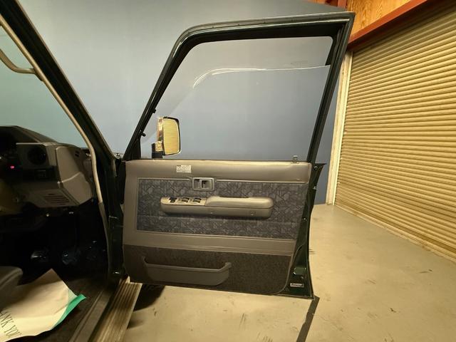 トヨタ ランドクルーザー70 ZX NoxPM適合 寒冷地仕様 5速