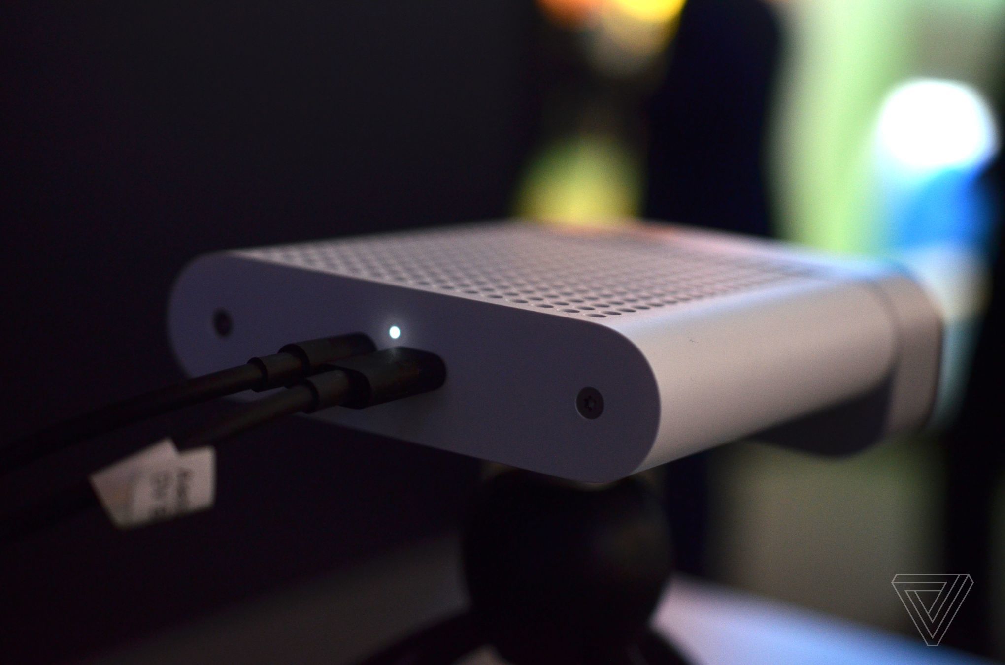 A closer look at Microsoft's new Kinect sensor | The Verge