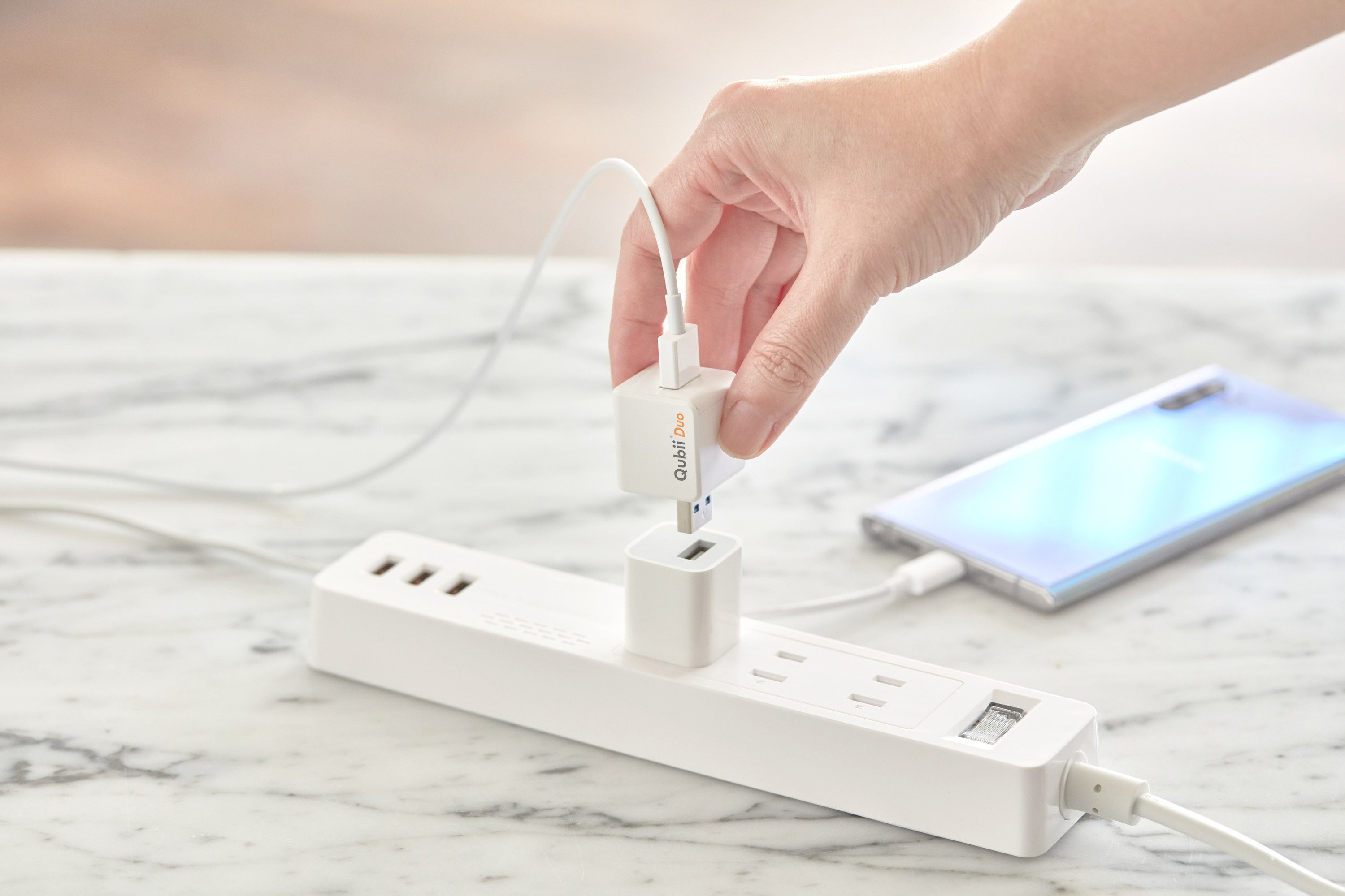 3月15日】スマホを充電しながらバックアップ「Qubii Duo」、QVCに当日