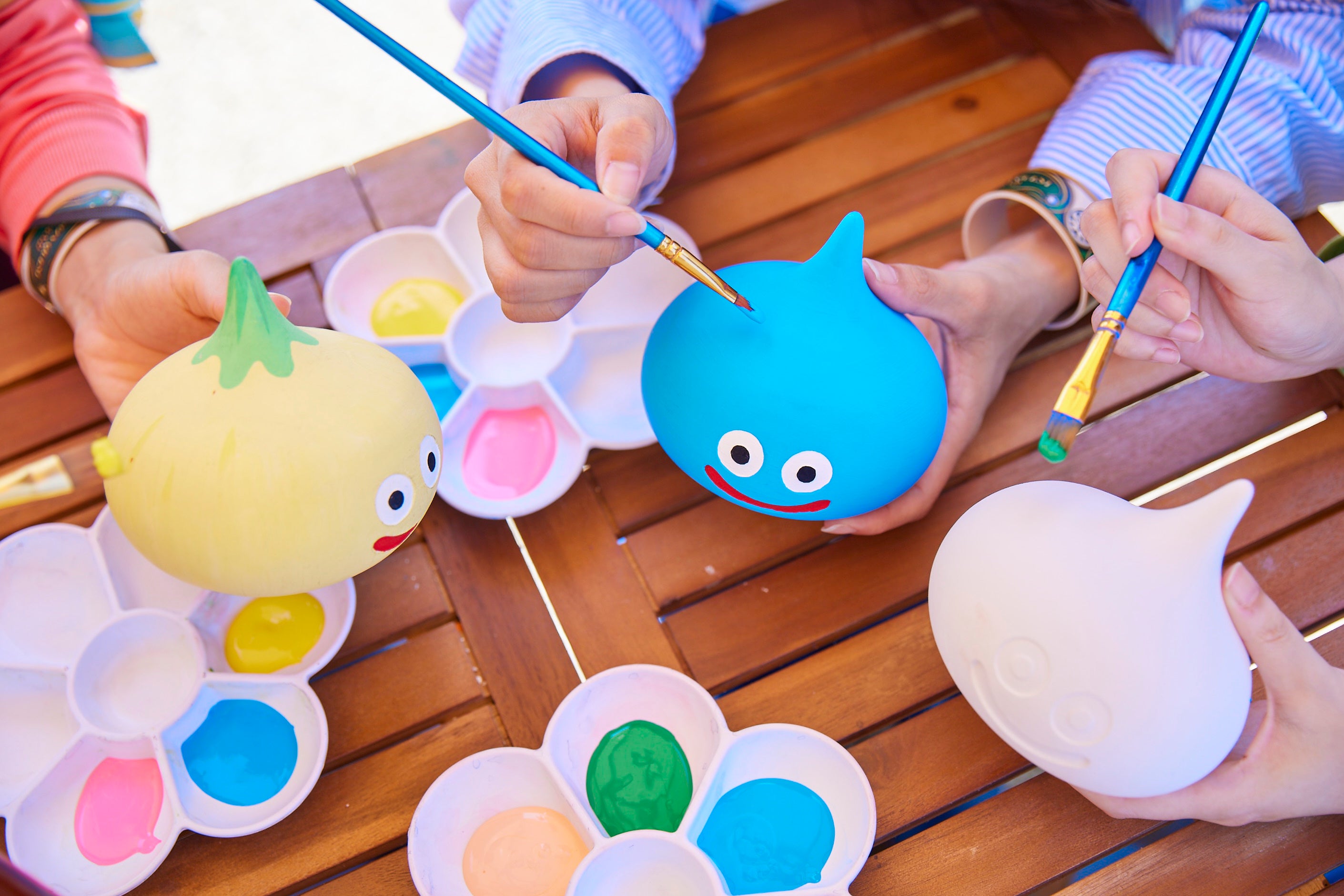 芸術の秋が来た！夜に輝くオリジナルスライムを作り出せ！スライム色