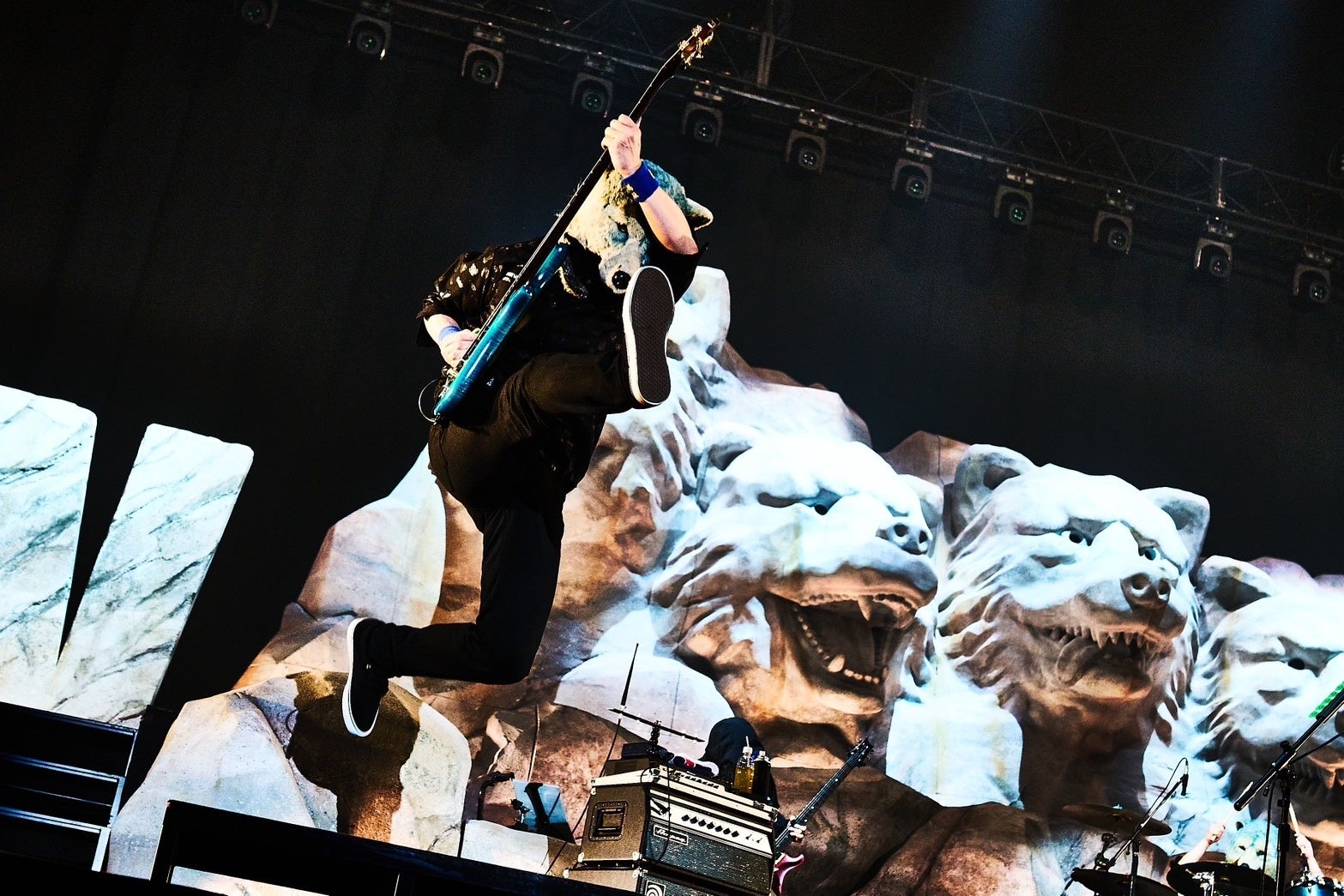 MAN WITH A MISSION” バンド15周年のアリーナツアー「MAN WITH A 