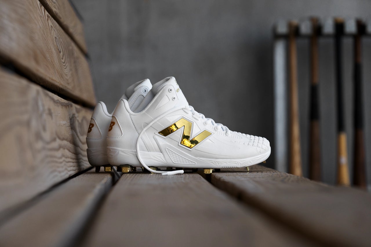 ニューバランスから初の大谷翔平選手シグネチャースパイク「Ohtani 1