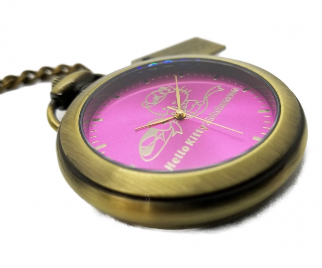 ハローキティ新幹線 懐中時計（限定生産500個）予約販売開始！ 運行