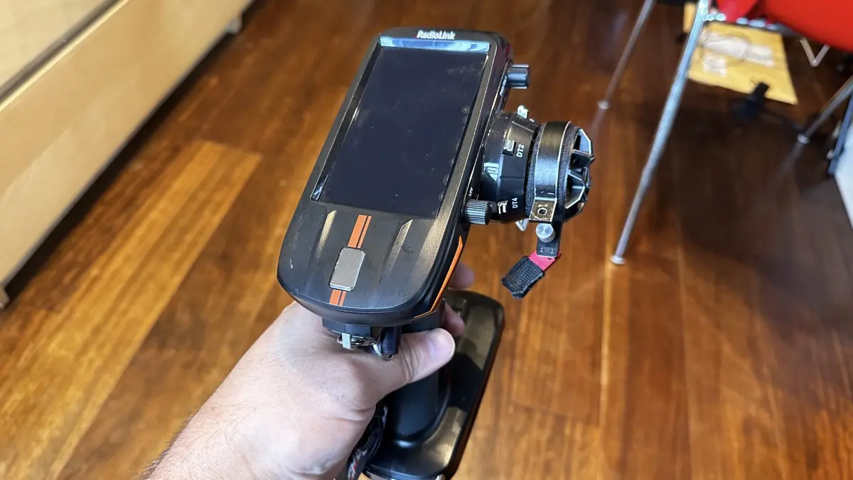 プロポ】RadioLink RC8Xをリポバッテリー仕様に。7.4V 2,800mah を買い