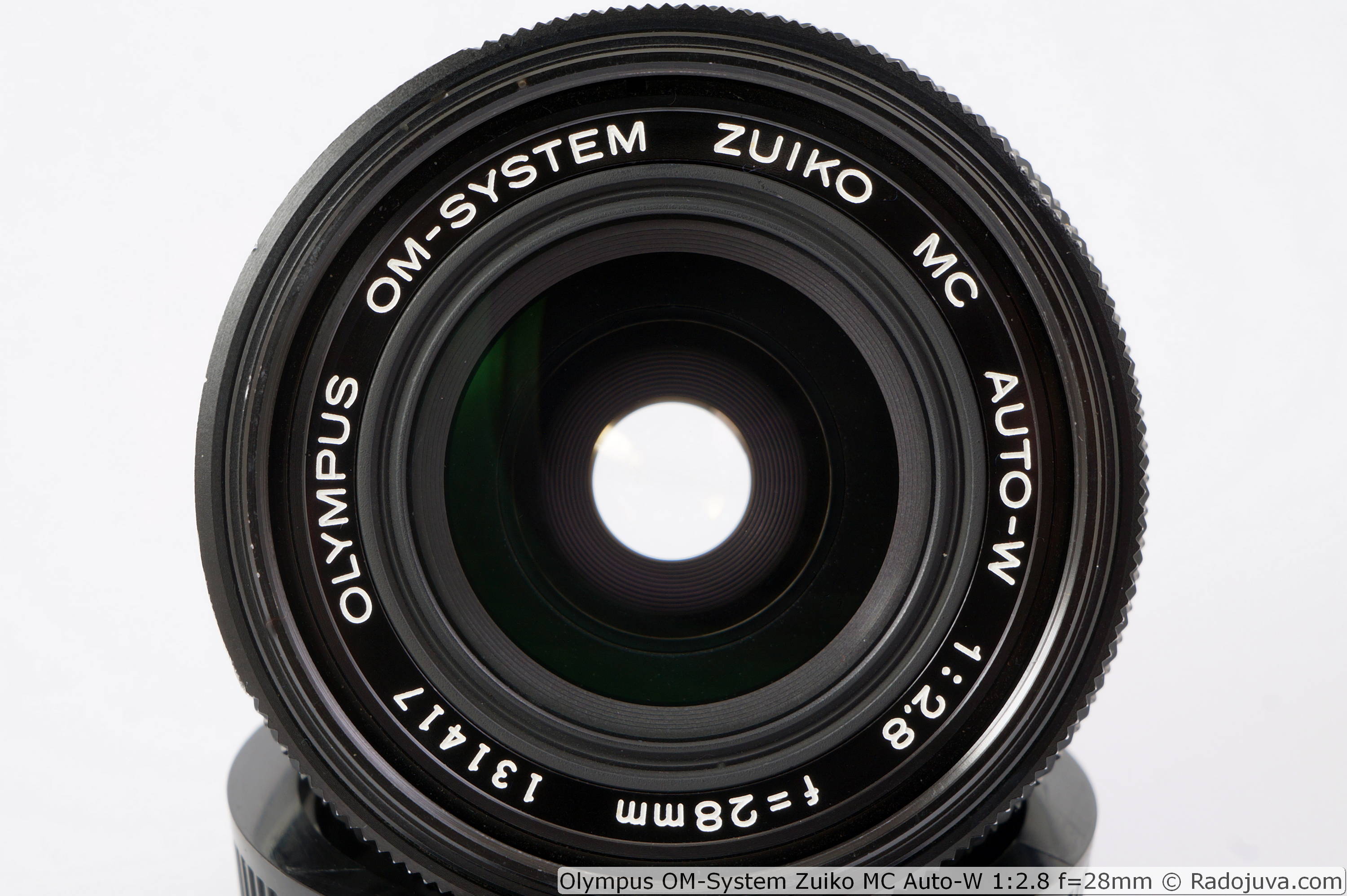 Review of Olympus OM-System Zuiko MC Auto-W 1:2.8 f=28mm | Happy