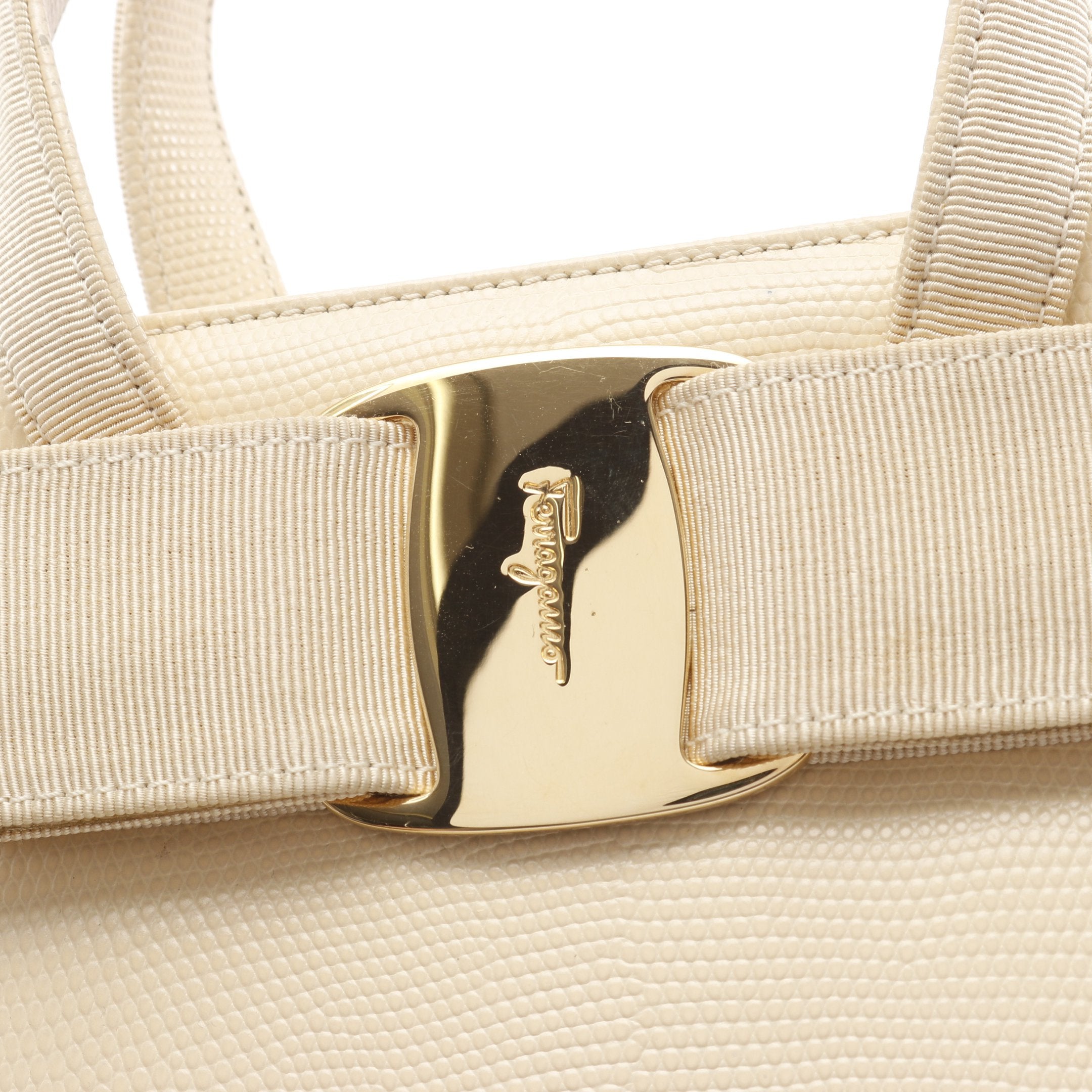 ヴァラリボン ハンドバッグ レザー アイボリー 2WAY リザード型押し