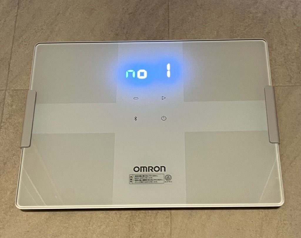 オムロン KRD-508T-W 体重体組成計 カラダスキャン 4人用 ホワイト