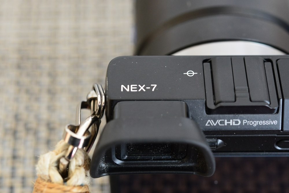 高級ミラーレス一眼の先駆者』 SONY α NEX-7 ボディ ええねんさんの