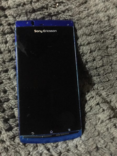 SONY Xperia acro SO-02C docomo 価格比較 - 価格.com