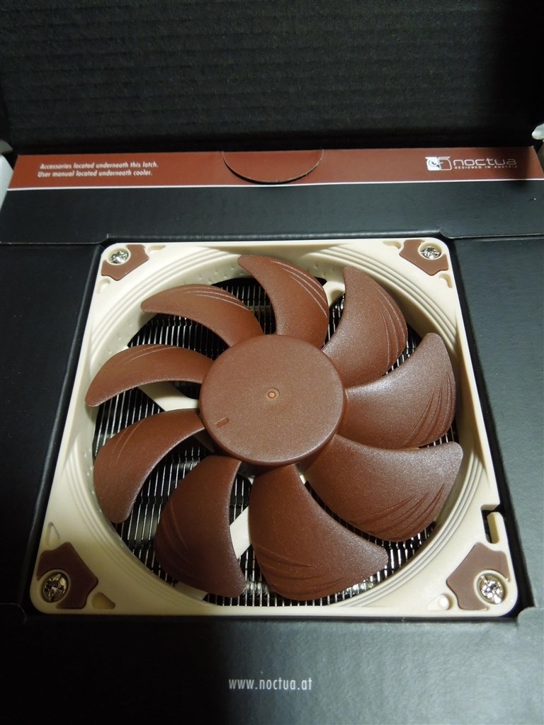 Ryzen 7 5700GとスリムPCケースを組み合わせる時にお薦めです』 noctua