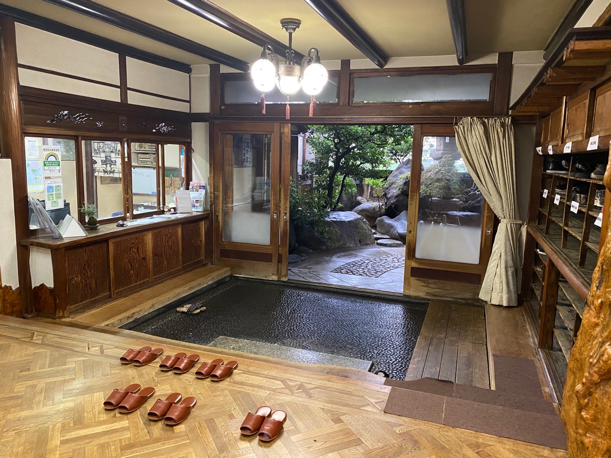 気分は文豪】本郷の老舗旅館『鳳明館森川別館』で「1泊2日の文豪缶詰