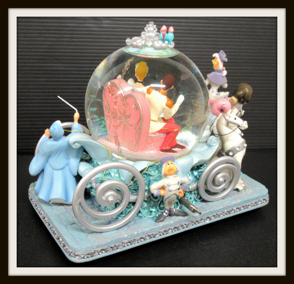 ディズニースノーグローブ スノードーム高価買取は良盤ディスクへ