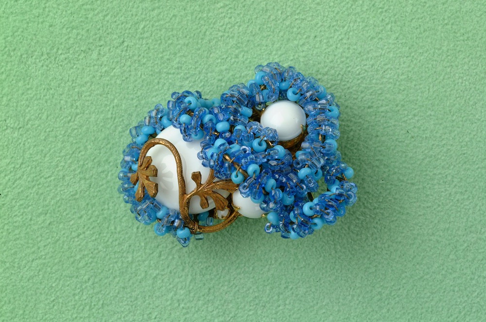 Miriam Haskell Vintage Blue Beads Brooch - Sakura Antiquités