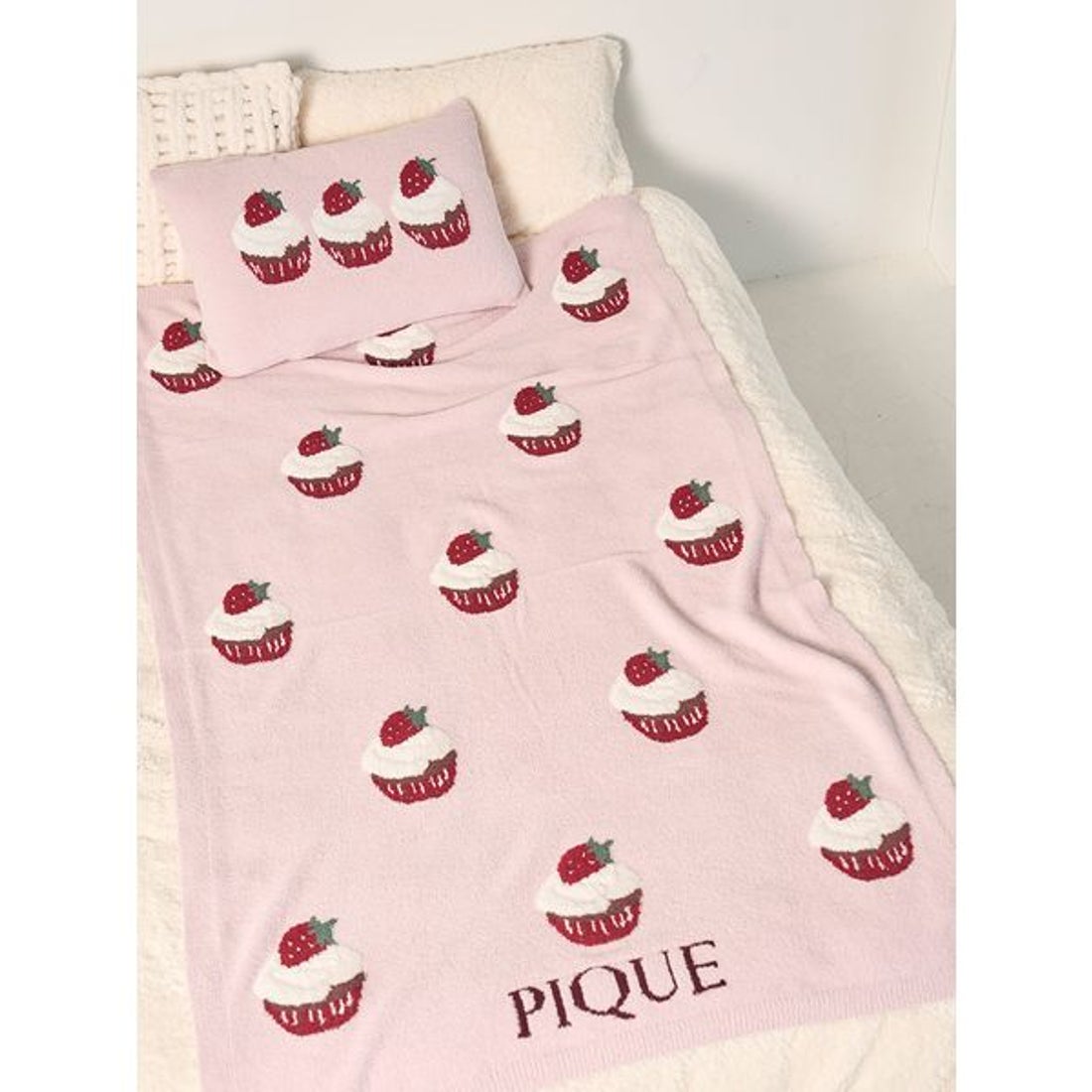 ジェラートピケ gelato pique 【Sleep】モチーフジャガードピロー