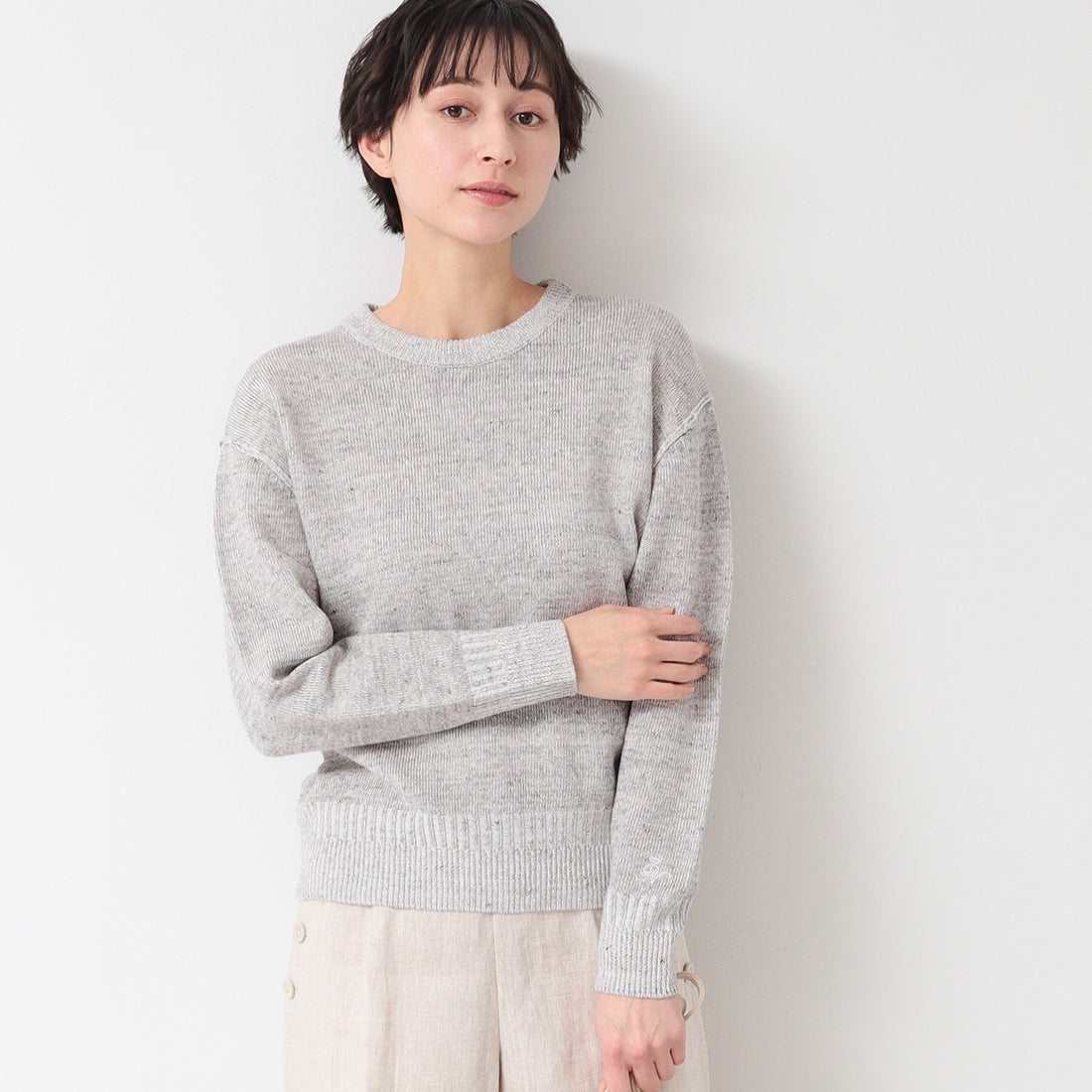 デッサン Dessin 【ユニセックス】クルーネックニット （ライトグレー