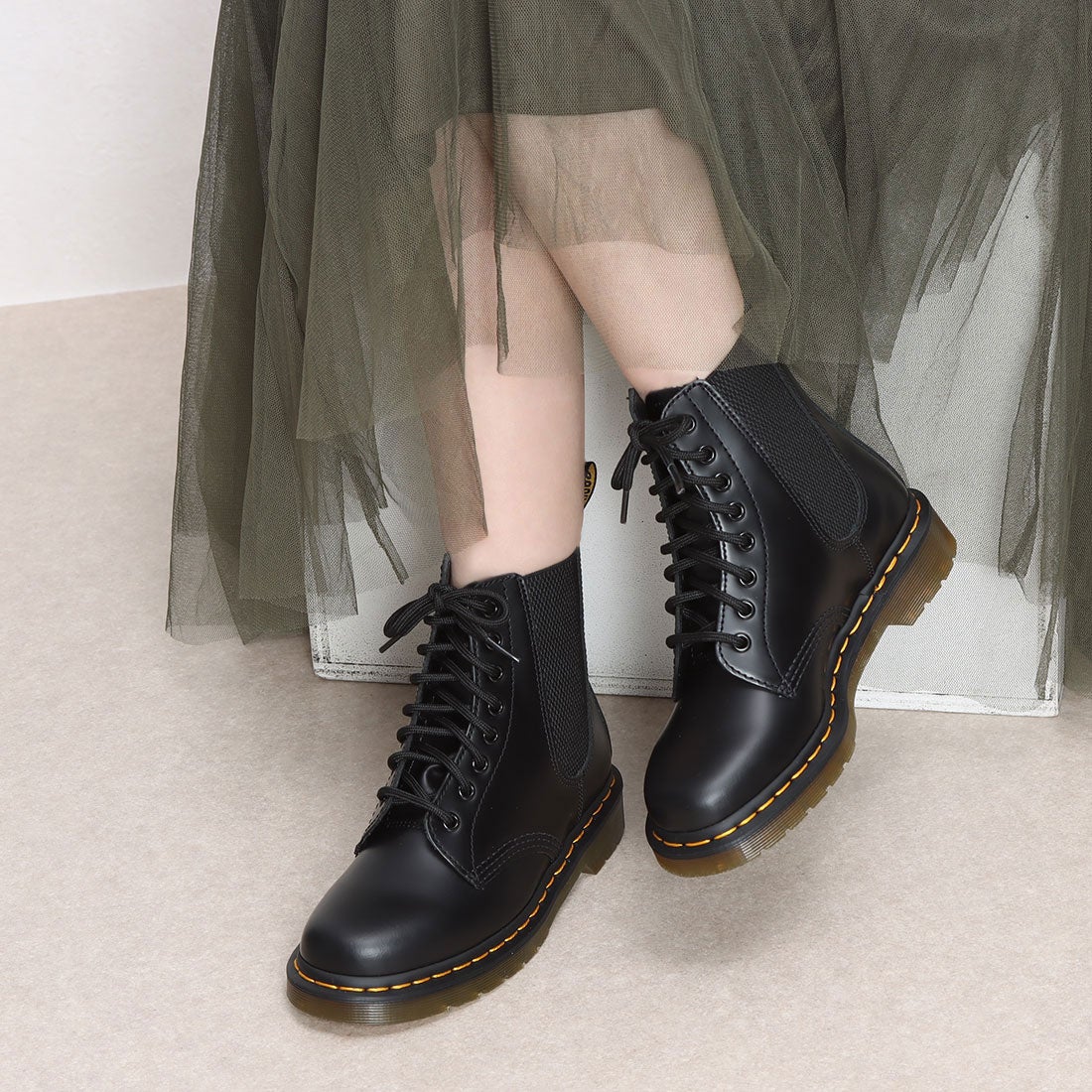 ドクターマーチン Dr.Martens メンズ レディース 8ホールブーツ 1460