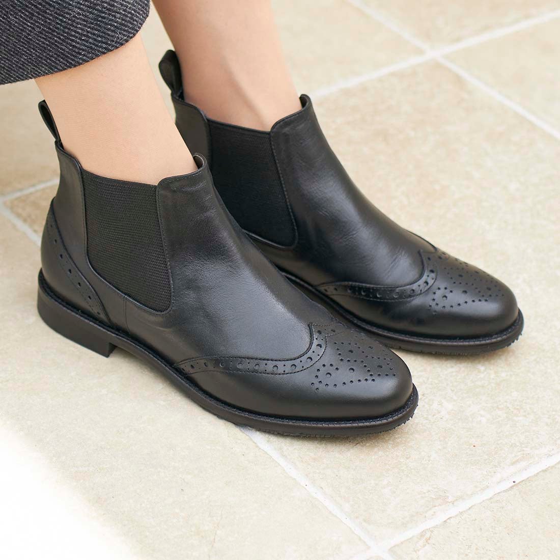 イング ing ウィングチップサイドゴアブーツ （ブラック） -Mode et