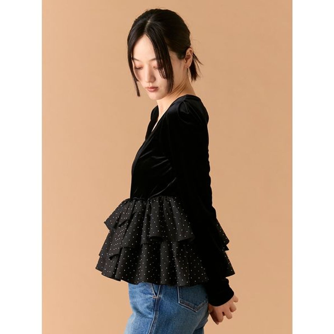 リリーブラウン LILY BROWN ベロアペプラムフリルトップス （BLK