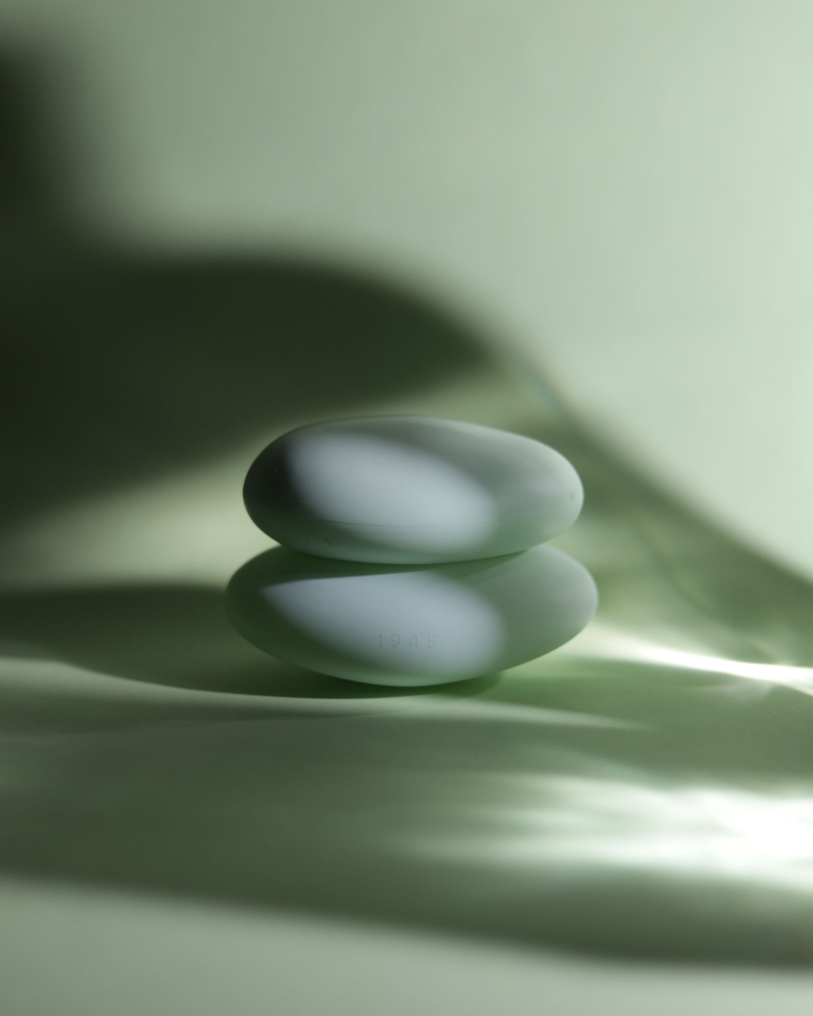 1945 オードトワレ｜ライトグリーン｜香水【送料無料】 – SHOLAYERED