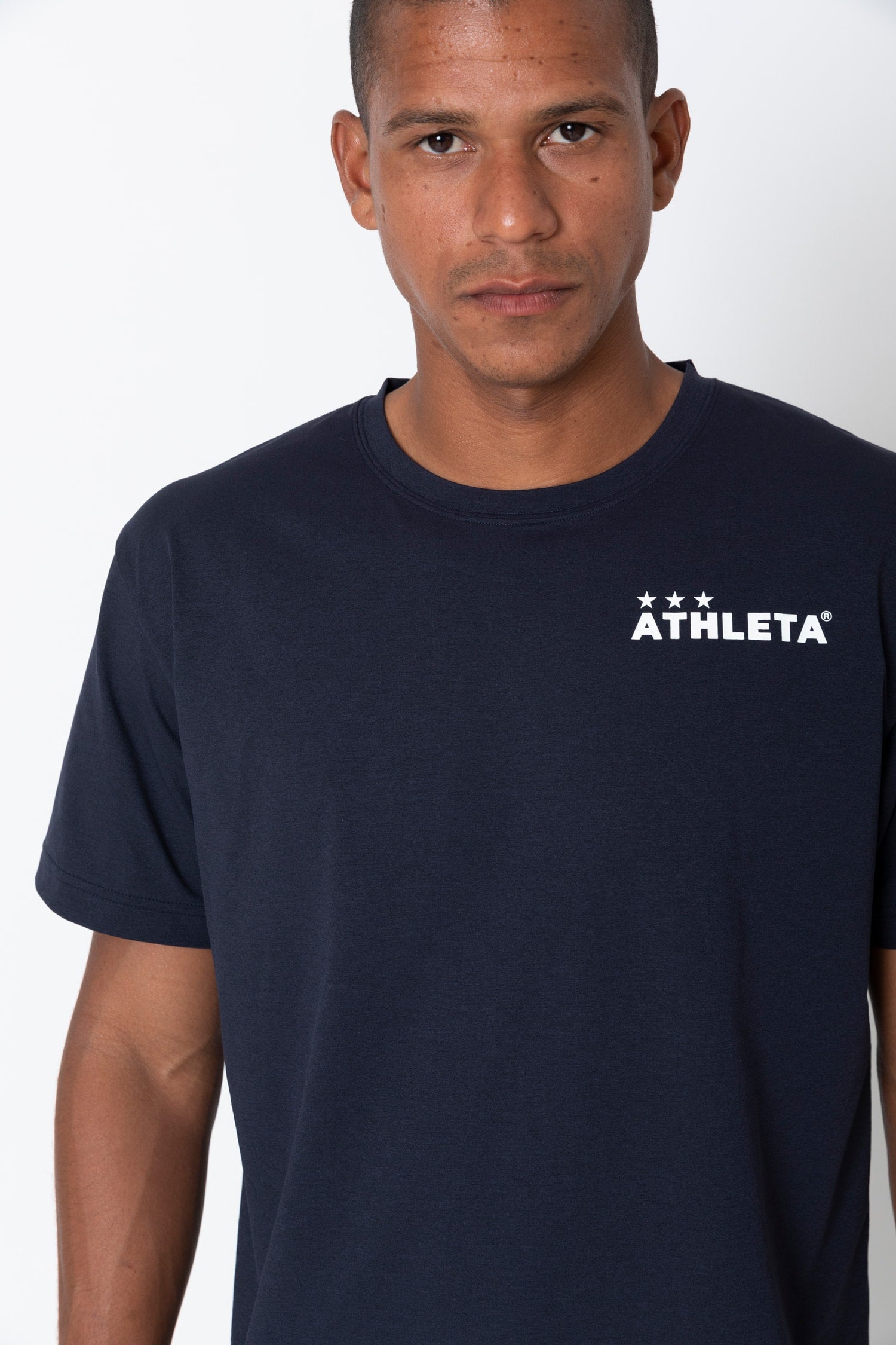 ロゴプラTシャツ