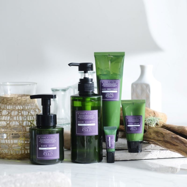 もちもち泡で頭皮の潤いまで守る シャンプー＆コンディショナーセット