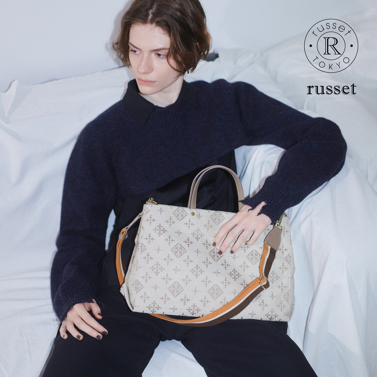 人気》ハーフムーンワンショルダー、新色追加。 | russet | 松坂屋