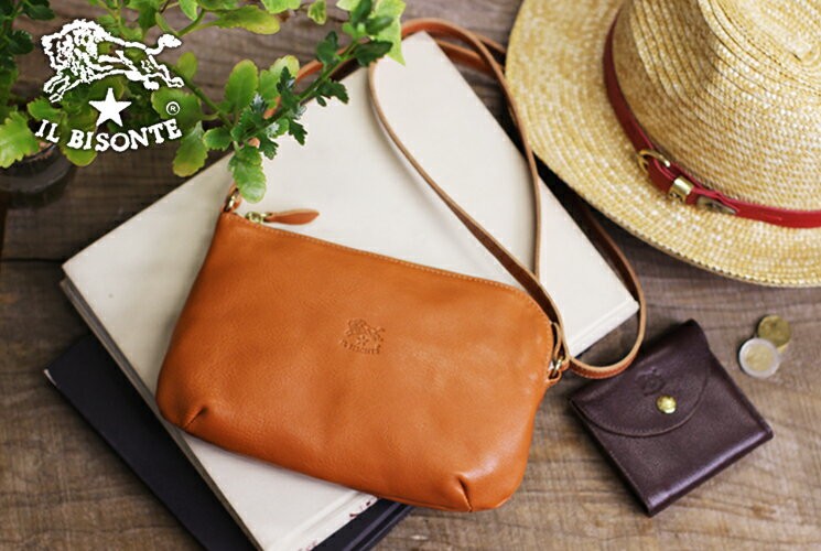 IL BISONTE（イルビゾンテ） バッグ ショルダーバッグ L字ジップ