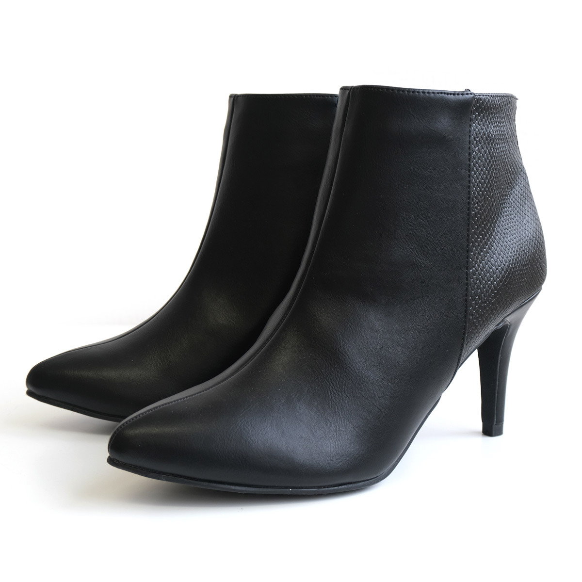 AmiAmi（アミアミ） ショートブーツ レディース バックジップ