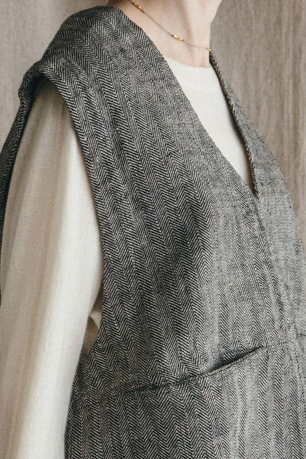 fog linen work（フォグリネンワーク） メリサ ベスト ヘリンボーン