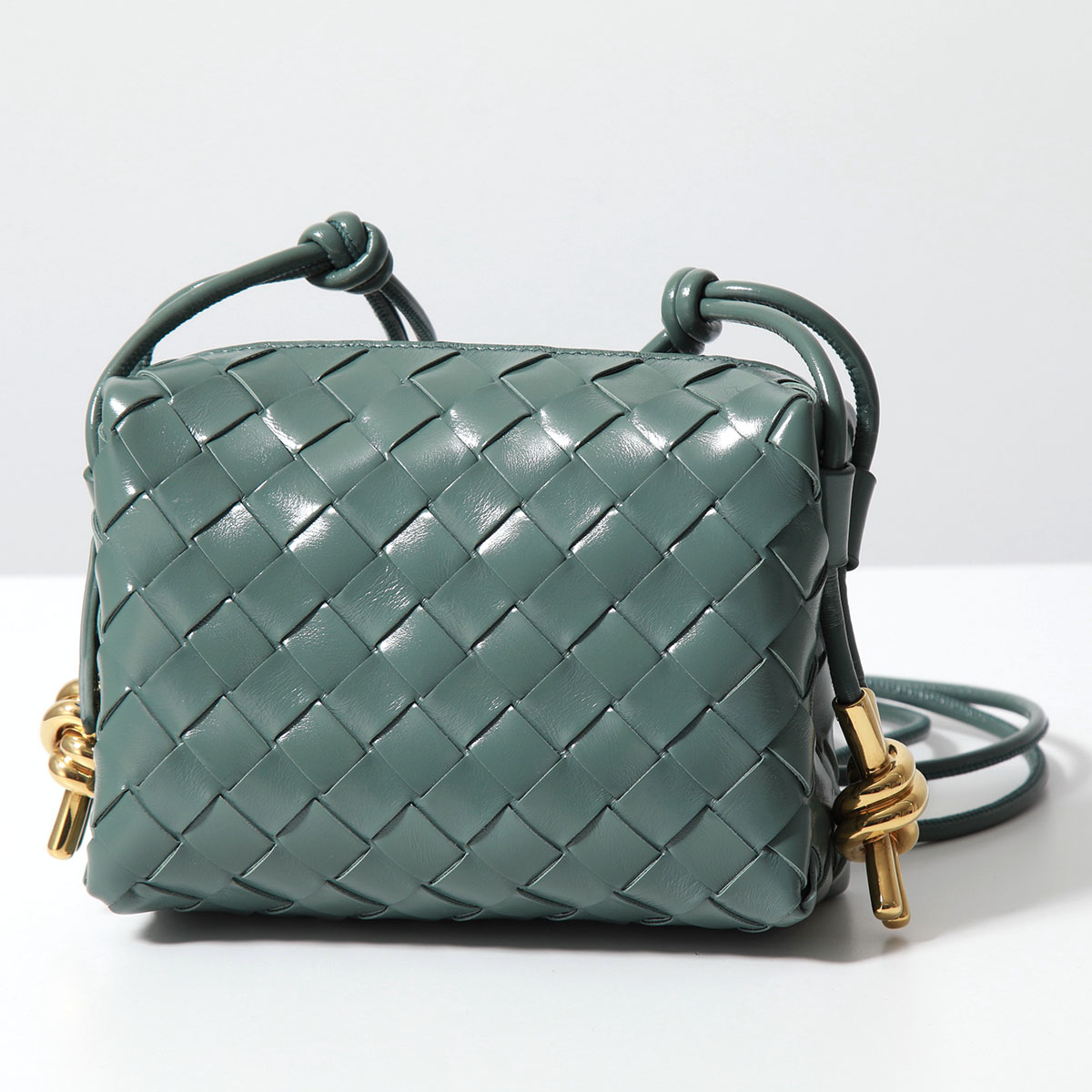 BOTTEGA VENETA（ボッテガ・ヴェネタ） ショルダーバッグ LOOP 736125