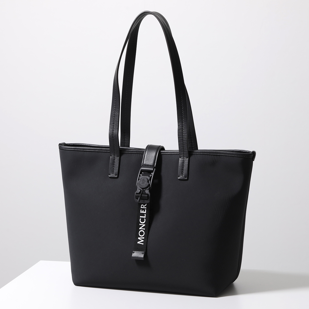 MONCLER（モンクレール） トートバッグ TRICK トリック 5D00009 M3873