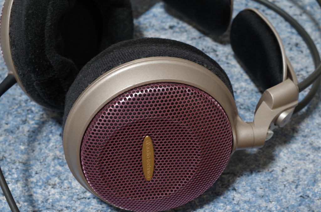 これが開放型モニター オーディオテクニカ ATH-R50x: 弘法よ、筆は選べ