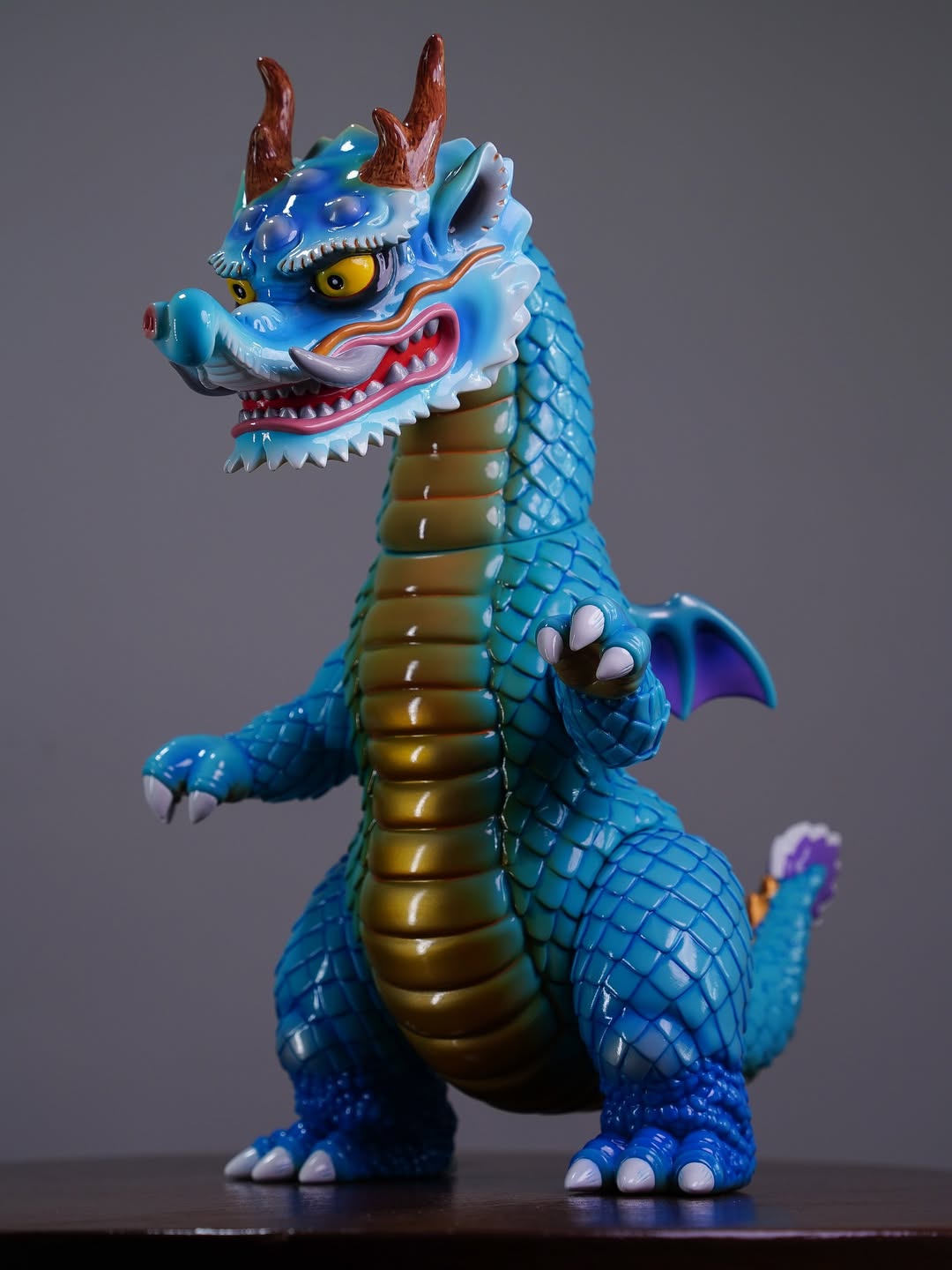 立体怪獣作家gumtaro氏が「最果て宇宙人 ムゲン」「宇宙魚人ギョグラ