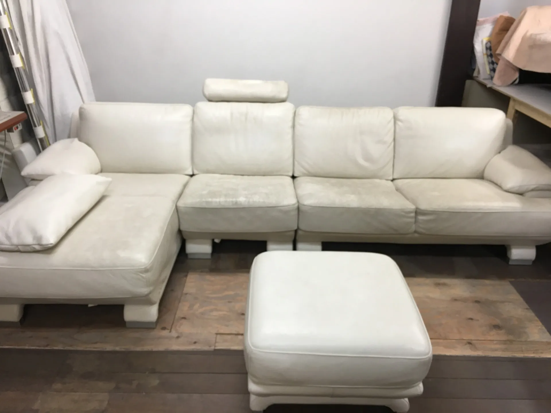 大塚家具カウチ革ソファ 白革汚れ＆へたりを修理修復 | リペアブログ