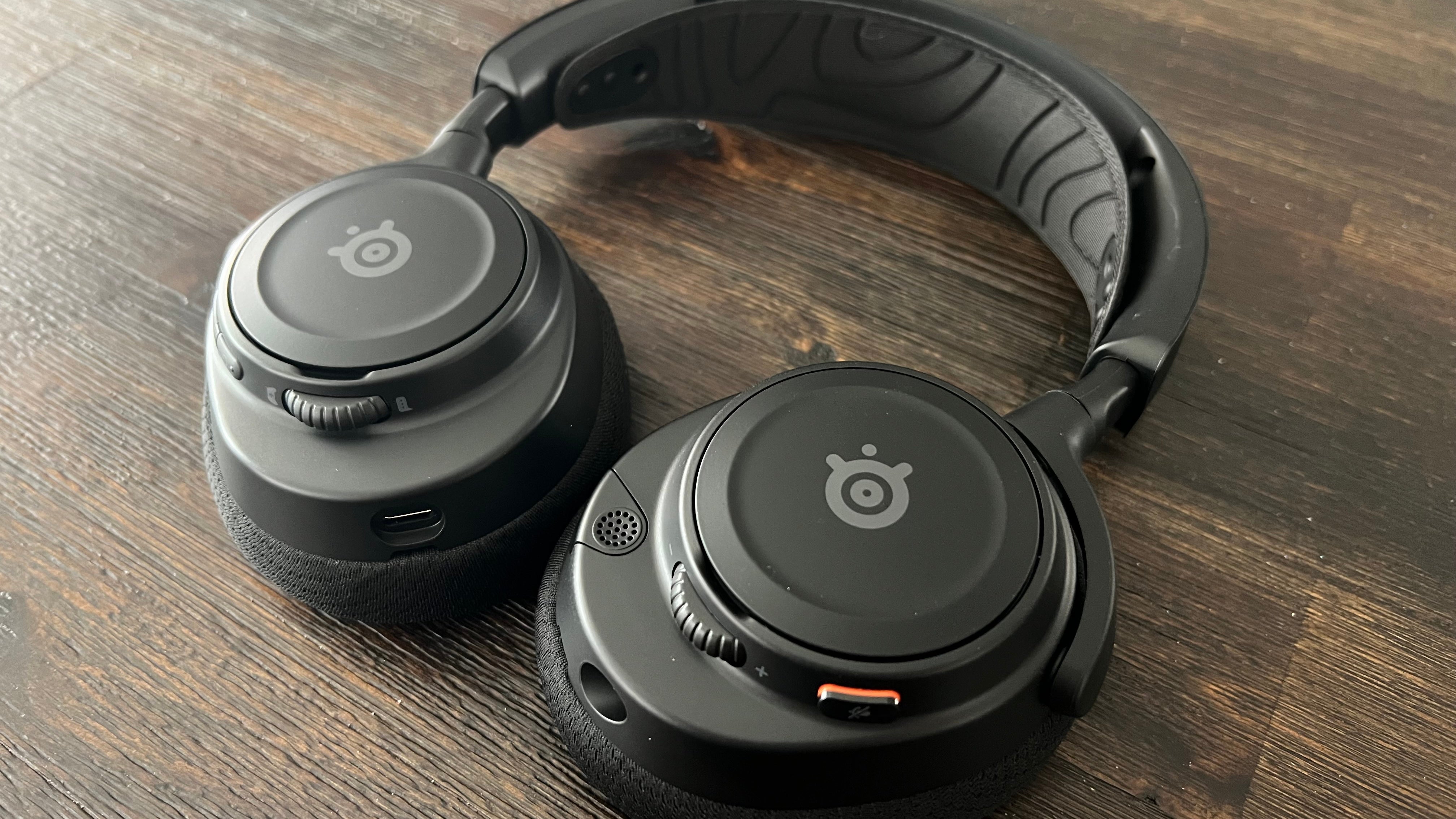 SteelSeries Arctis Nova 7 Review