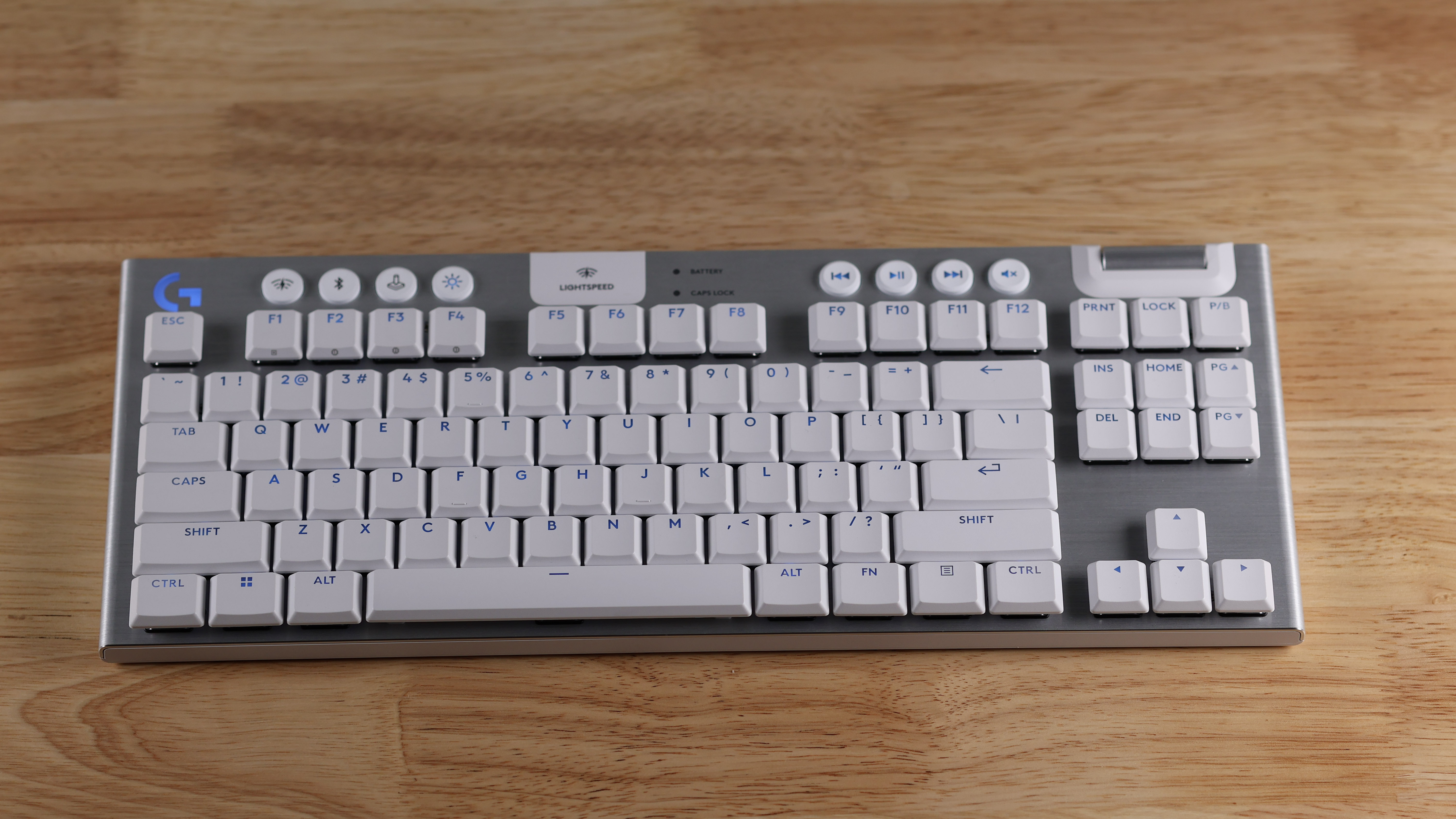 Logitech G915 X Lightspeed TKL - Review 2024 - PCMag Middle East