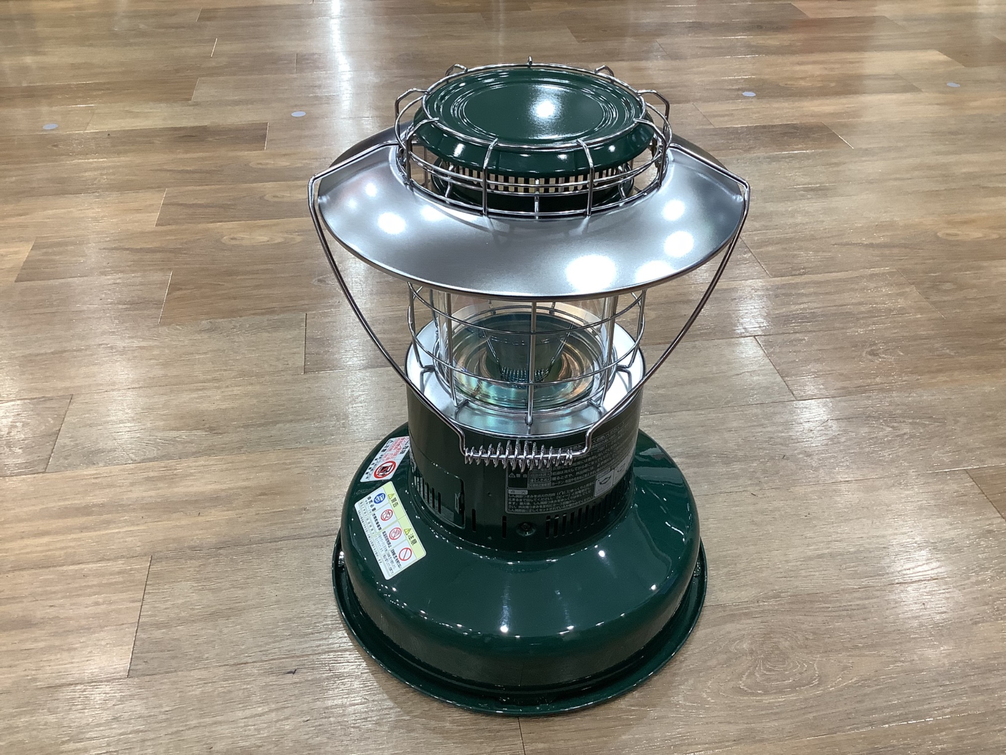 大人気トヨトミ レインボーストーブ・ニューアルパカ石油ストーブご