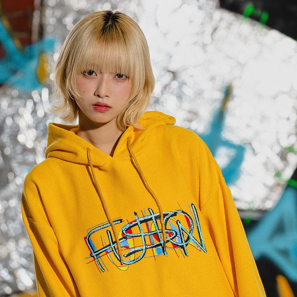 商品詳細ページ | Vaundy ONLINE STORE | 【VAWS limited】Logo Hoodie