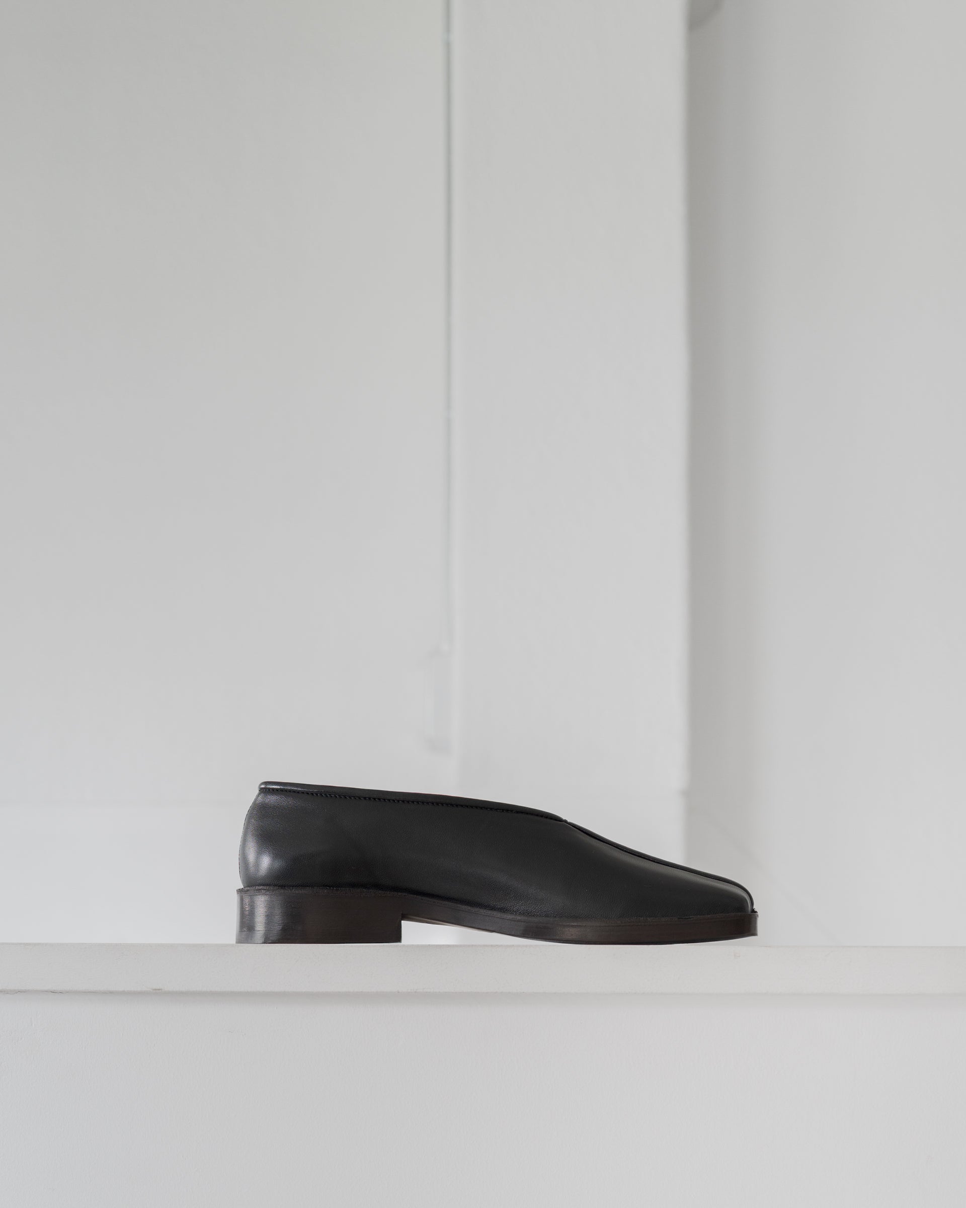 FLAT PIPED SLIPPERS – STORE N