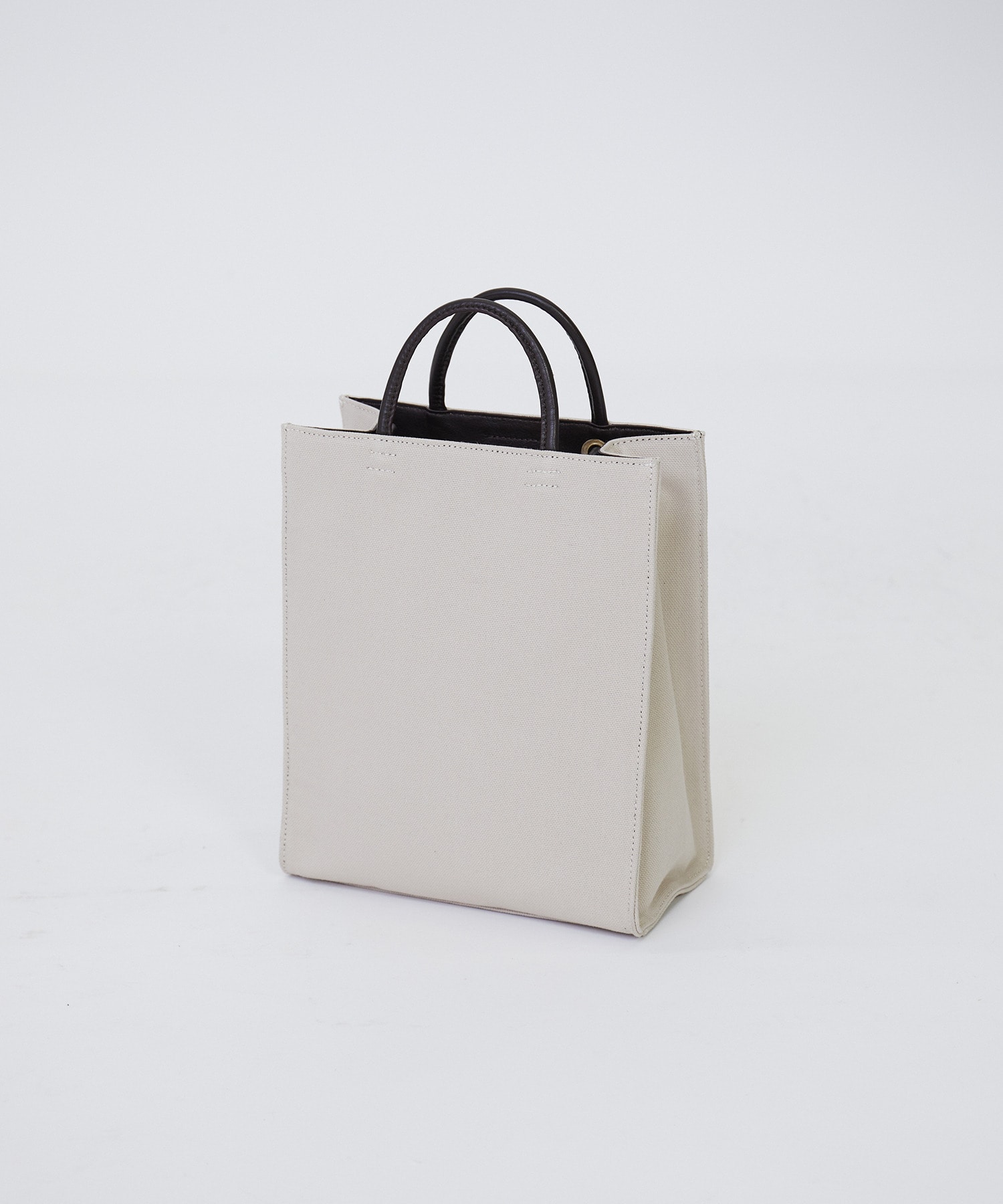 2WAY】スクエアキャンバスショルダーバッグ｜BIGI online store - ビギ