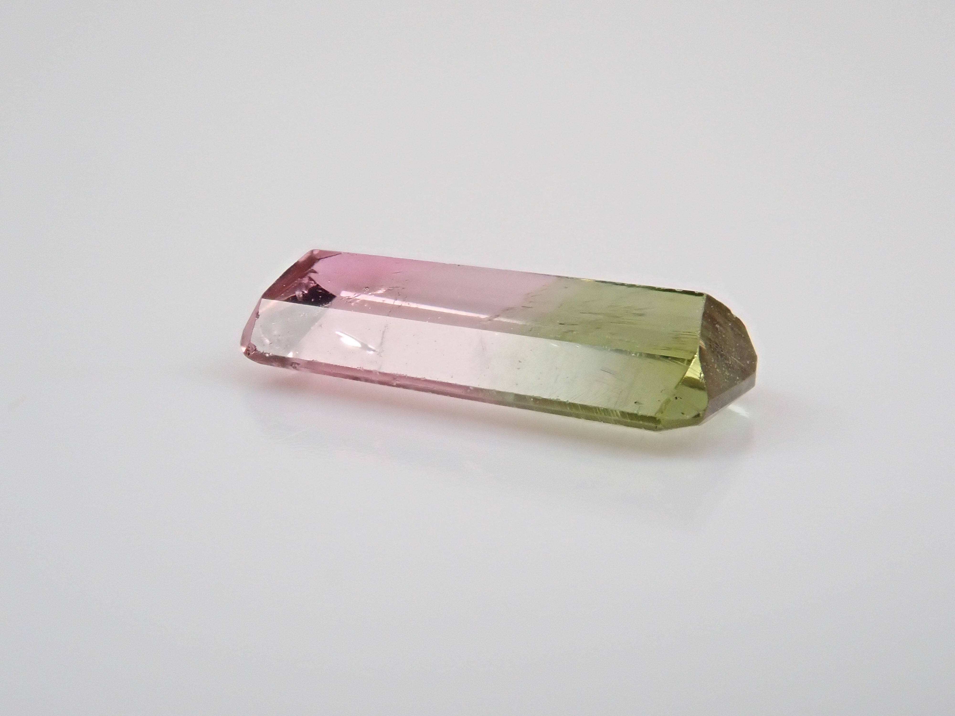 ブラジル産バイカラートルマリン 1.140ctルース
