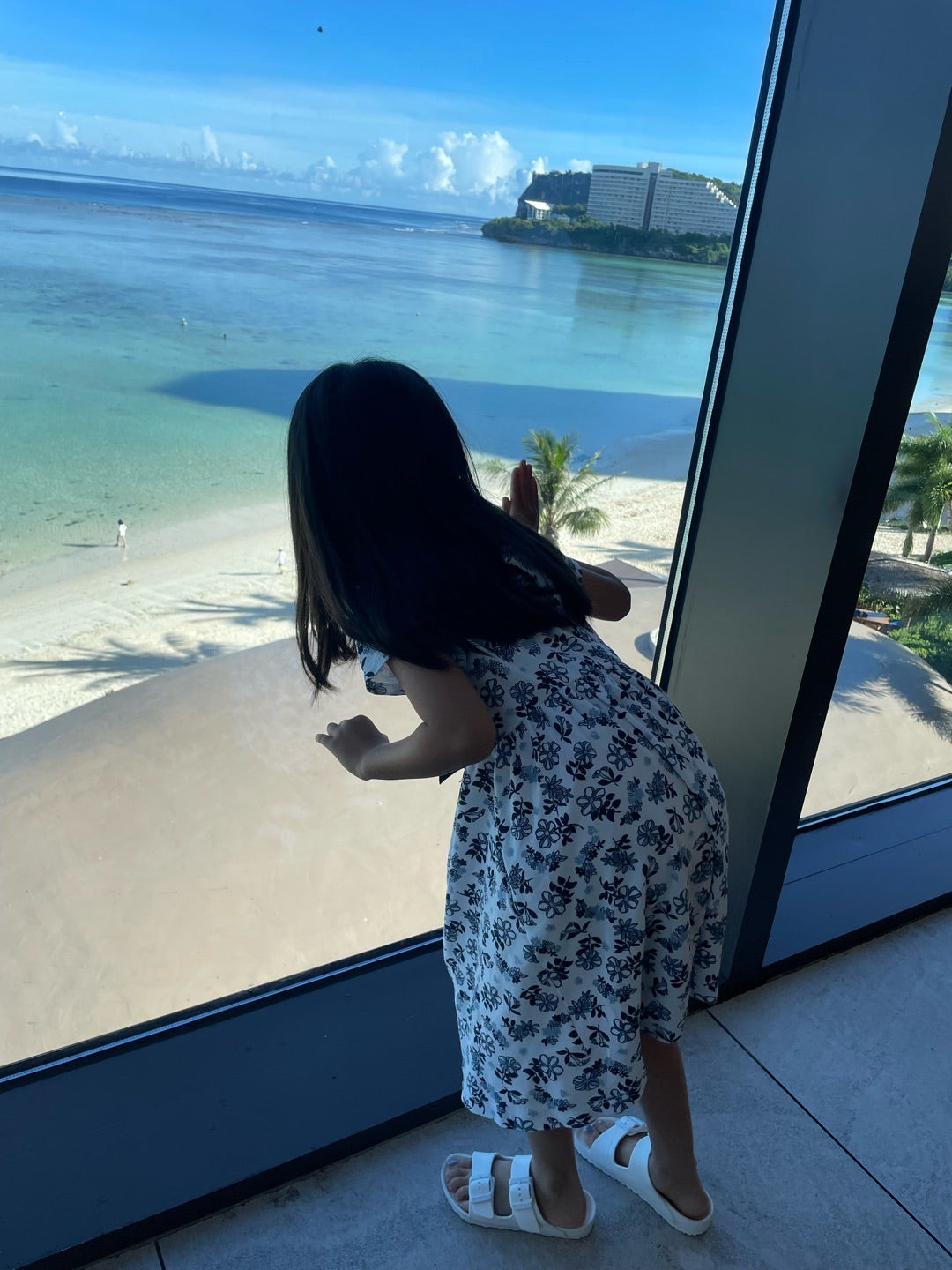 グアム旅行記2 プール&ビーチ編 | 佐野まみオフィシャルブログ「お