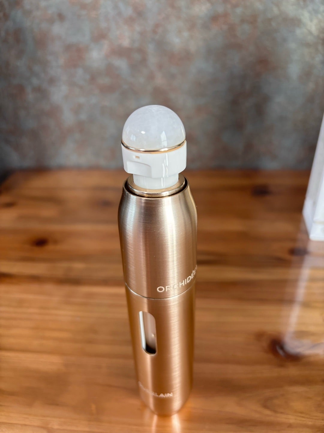 GUERLAIN/ゴールドノビレザコンセントレートアイトリートメントの経過