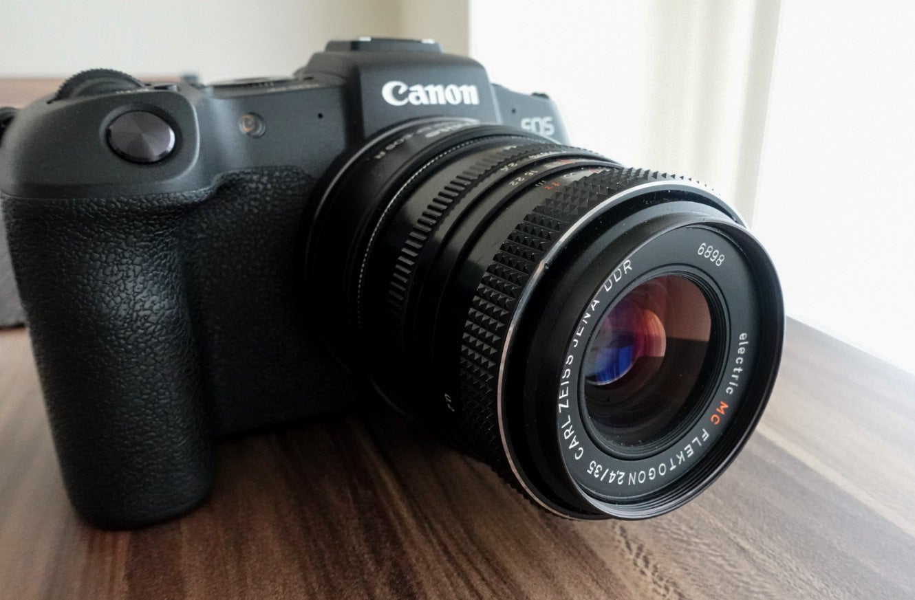 CARL ZEISS JENA electric MC FLEKTOGON 2,4/35 | たくさんの引き出しを。