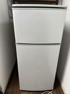 冷蔵庫 HITACHI R-8ST 80L 2ドア冷凍冷蔵庫 - メルカリ